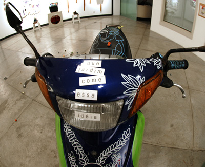 moto2.jpg moto2.jpg